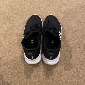 Black Adidas, 7.5 sneakers.